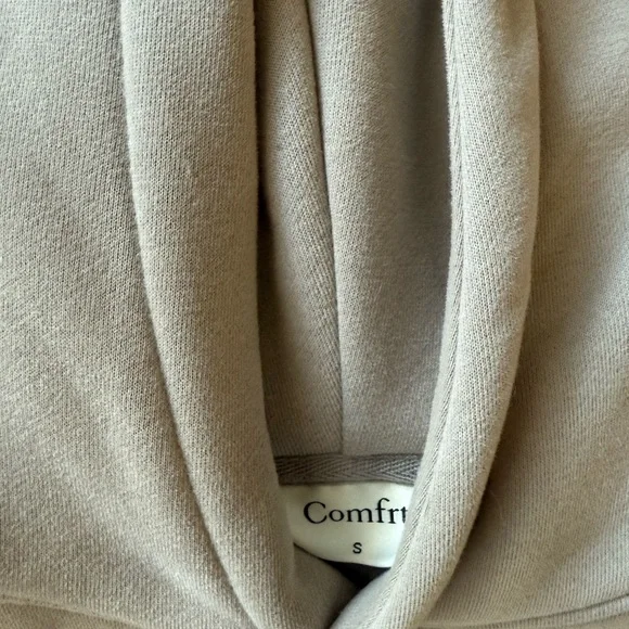 Women’s Comfrt Tan mauve Sweatshirt and Sweatpants Set - Picture 5 of 5